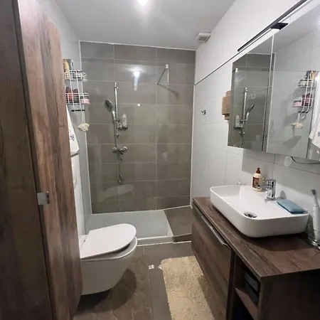 Schoene Apartment